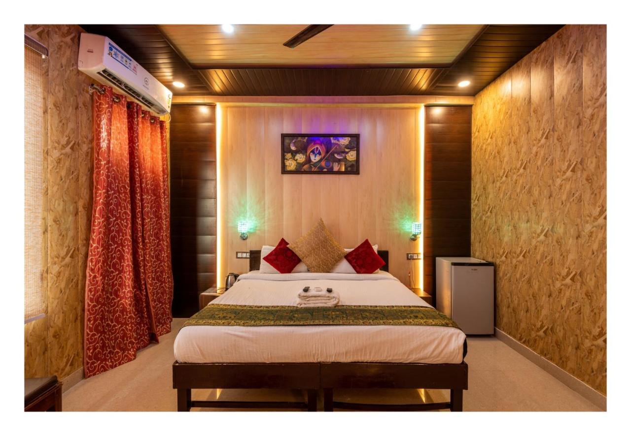 Bundeli Farm Resort & Banquet Orchha Buitenkant foto