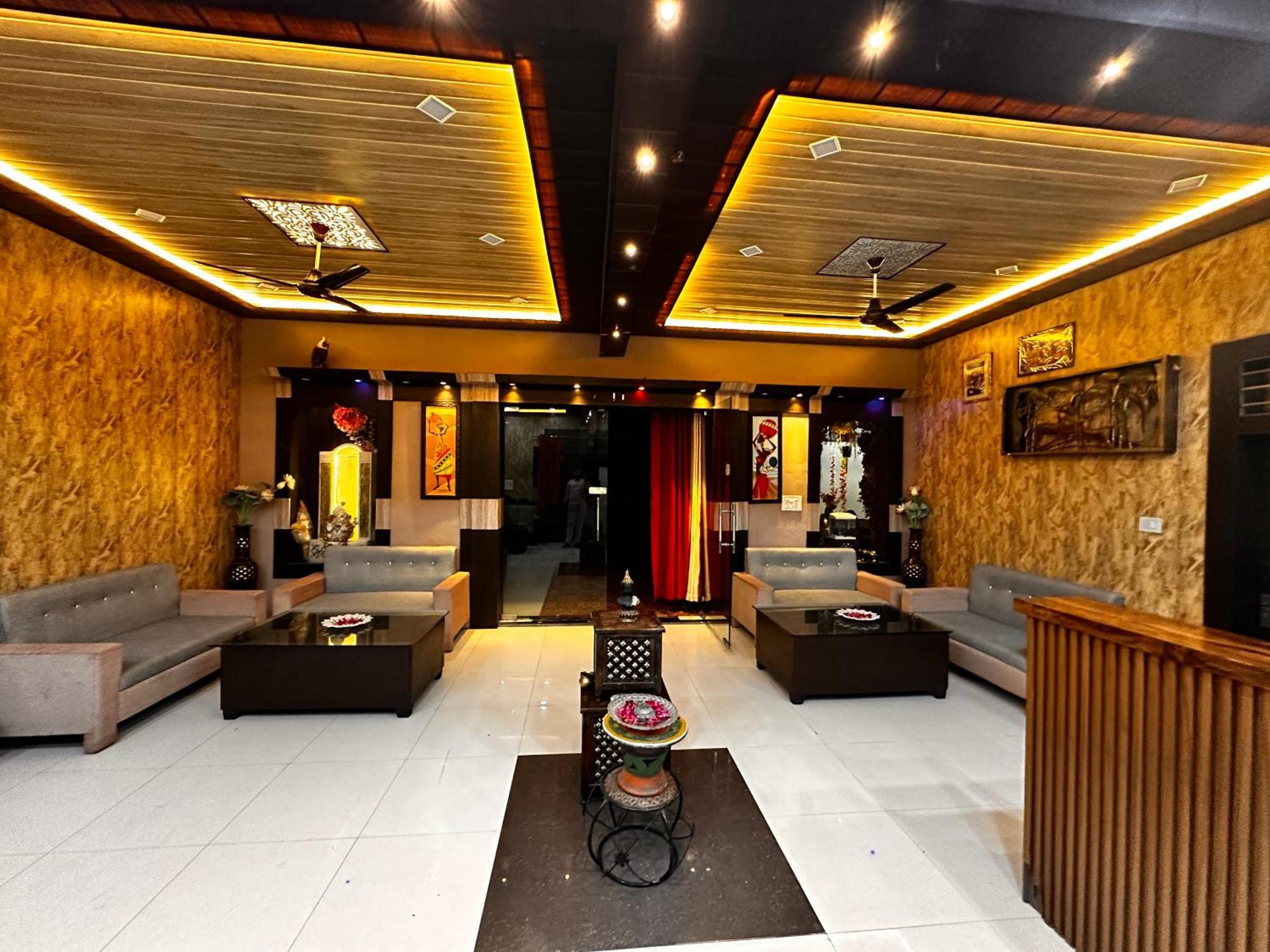 Bundeli Farm Resort & Banquet Orchha Buitenkant foto