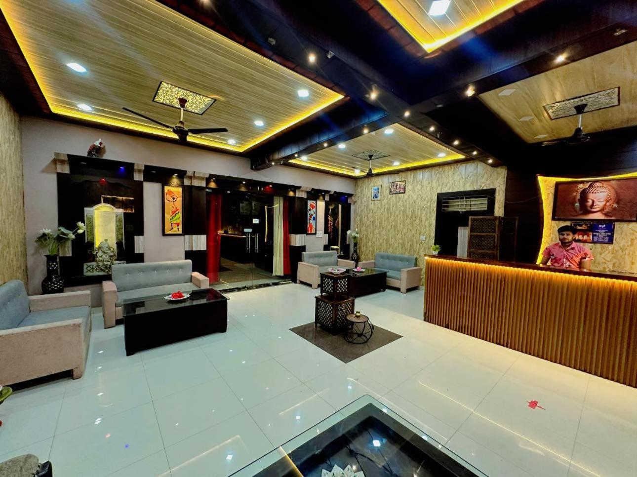 Bundeli Farm Resort & Banquet Orchha Buitenkant foto